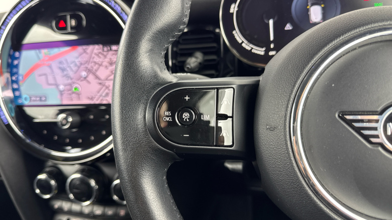 MINI Hatchback 135kW Cooper S Level 2 33kWh 3dr Auto Electric Hatchback